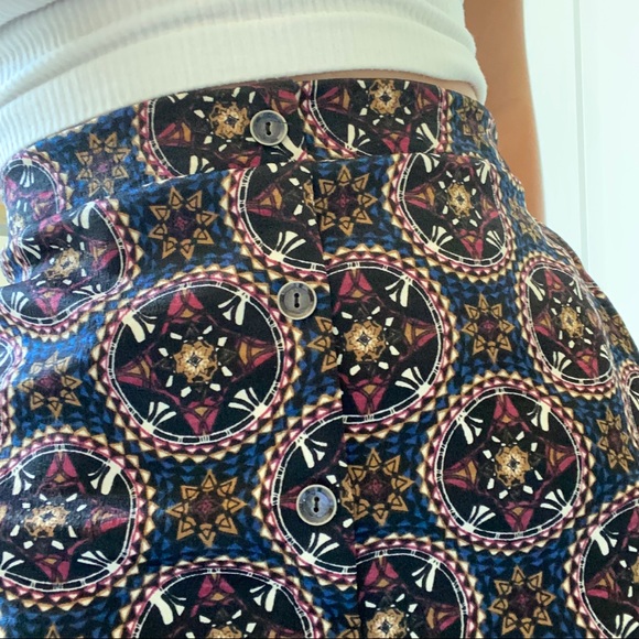kaleidoscope button up skirt - Picture 5 of 7